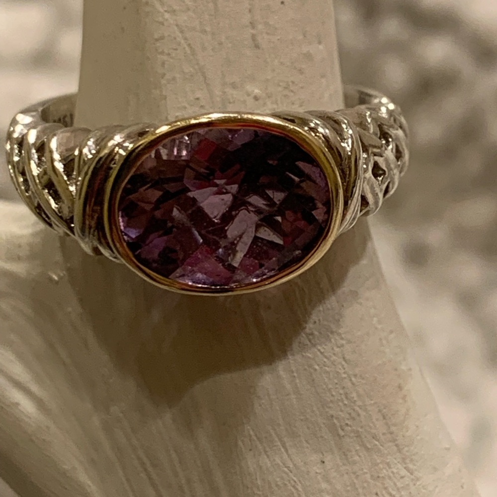 Vahan Ring